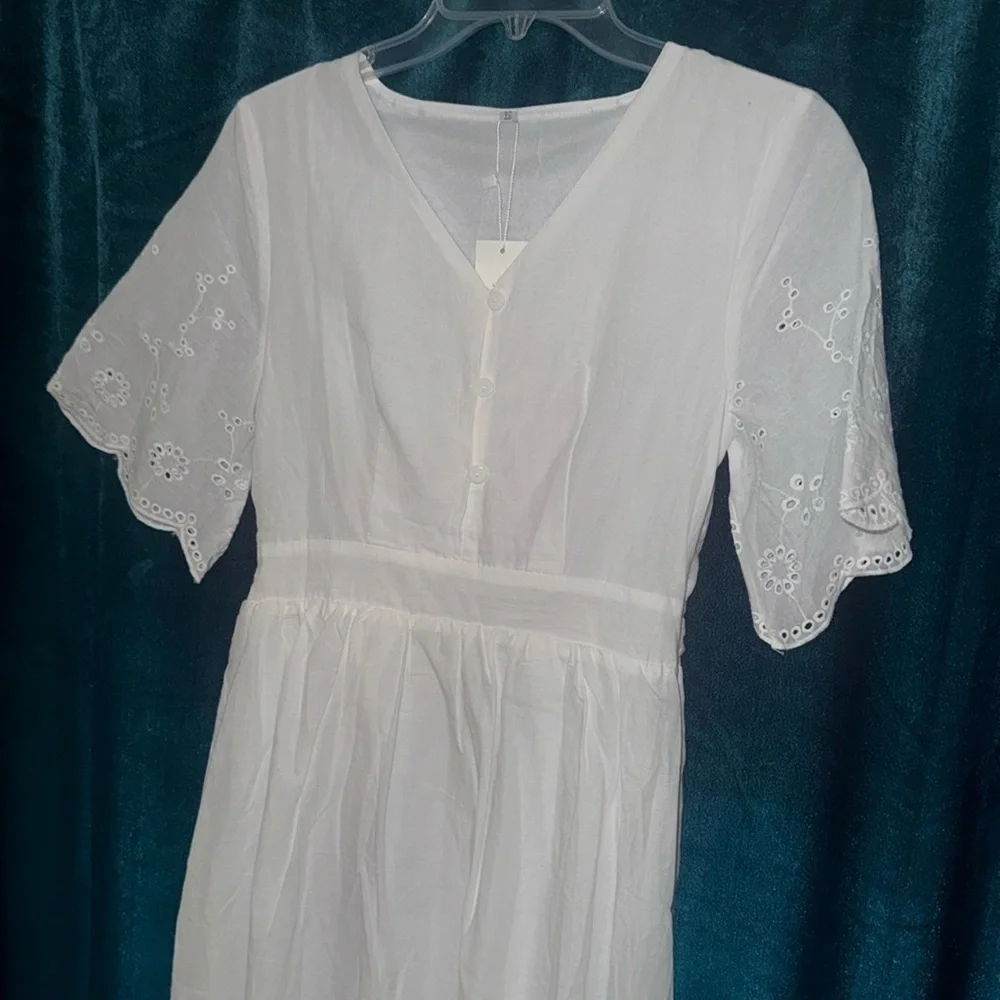 New Petal Lush Knee Length Dress with Button Front and Waist Tie in the Back -XS